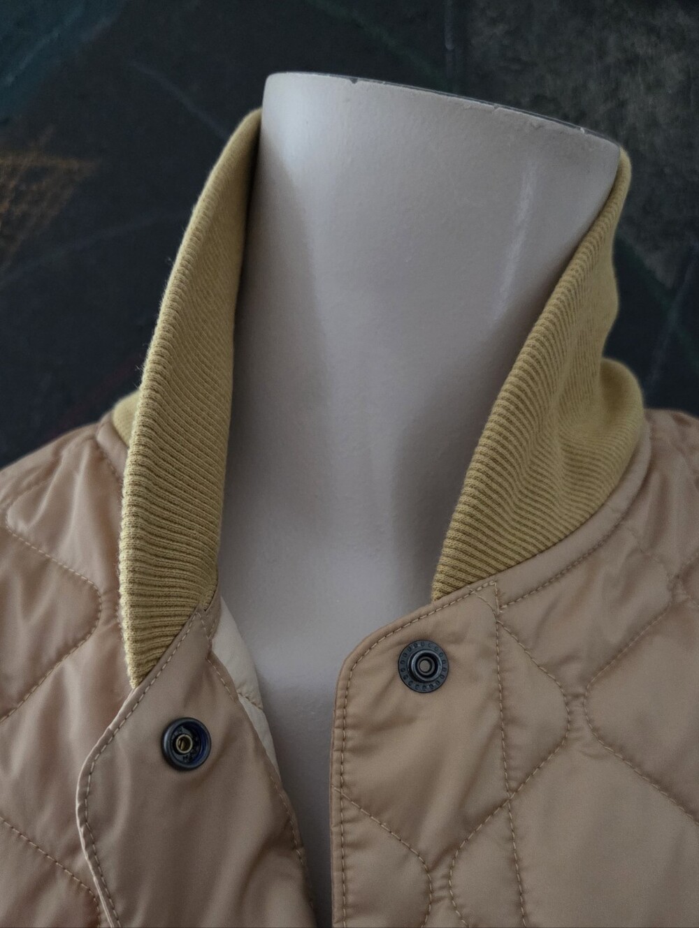 Kit and Ace | All Day Quilted Longline Vest Gilet - Picture 5 of 9